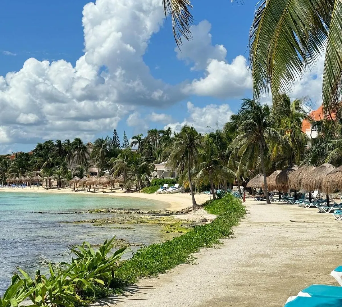 Apartment Azure Caribbean Beach Front Puerto Aventuras